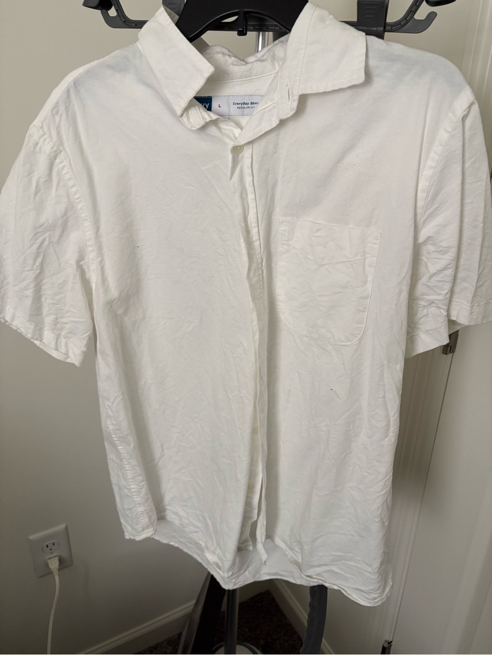 Old Navy White Short-Sleeve Button-Down Shirt